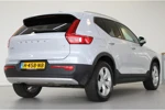 Volvo XC40 T3 163PK Autom Momentum Pro | Verwarmde voorruit | Getint Glas | Verstelbare Zittingverlenging