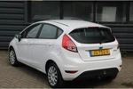 Ford Fiesta 1.0 Style / Navigatie / Trekhaak / LED dagrijverlichting / Lederen stuurwiel / Afst. bed. voor centr. deurvergr. / Start/stop sy