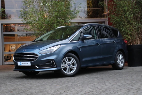 Ford S-Max 2.5 Hybrid Titanium 7-persoons | Trekhaak | Camera`s | Adaptive Cruise | BLIS | Keyless