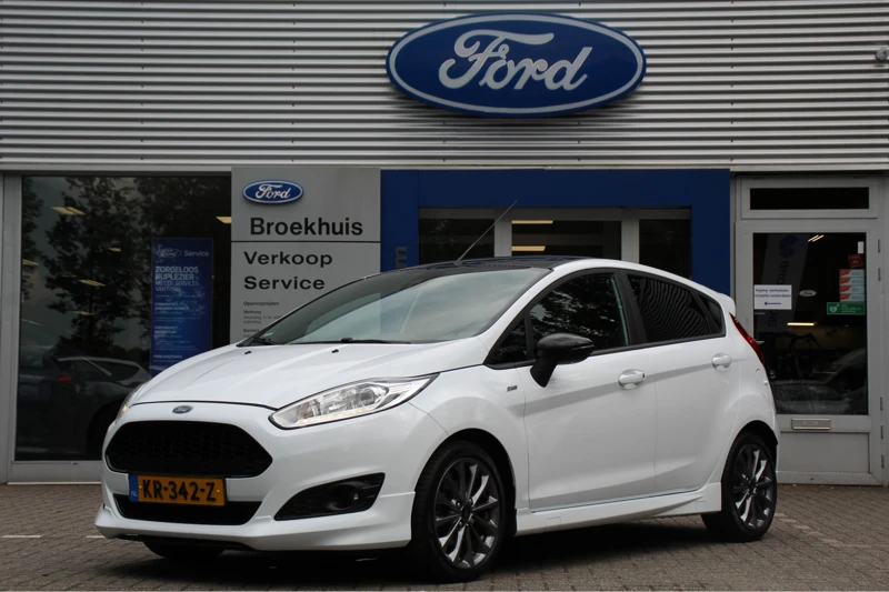 Ford Fiesta 1.0EB ST-LINE | BLACK PACK | NAVI | CLIMA | VOORRUITVERWARMING | CRUISE | PARK SENS | 17' LM. VELGEN | TREKHAAK AFNEEMBAAR | PRA