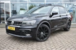 Volkswagen Tiguan 1.5 TSI 150PK DSG-7 Highline | R-LINE | PANORAMADAK | TREKHAAK | BLACK STYLE