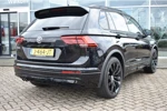 Volkswagen Tiguan 1.5 TSI 150PK DSG-7 Highline | R-LINE | PANORAMADAK | TREKHAAK | BLACK STYLE