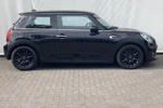 MINI Cooper 1.5 136pk Cooper Pepper Serious Business Automaat | NAVI | ECC-AIRCO | SPORTSTOELEN | ADAPTIVE LED KOPLAMPEN | STOEL VERWARMING