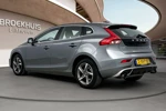 Volvo V40 1.6 T2 R-Design | Leder alcantara | Parksensor achter | Navigatie |