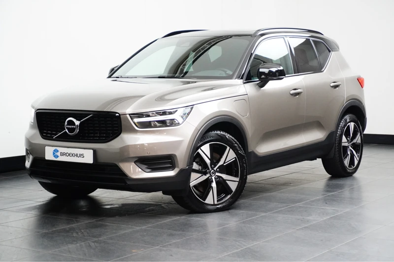 Volvo XC40 1.5 T5 Recharge R-Design| Adaptive Cruise| Panoramadak| Keyless Entry| El. stoelbediening