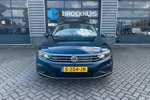 Volkswagen Passat Variant 1.4 TSI 218 pk PHEV GTE Business 7-DSG | Standkachel | Panoramadak elektrisch | Trekhaak | Led Matrix koplamp |