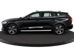 Volvo V60 B5 Cross Country AWD Pro