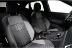 Volkswagen Taigo 1.0 TSI 110PK DSG-7 R-Line | TREKHAAK | CAMERA | NAVI BY APP | STOELVERW.