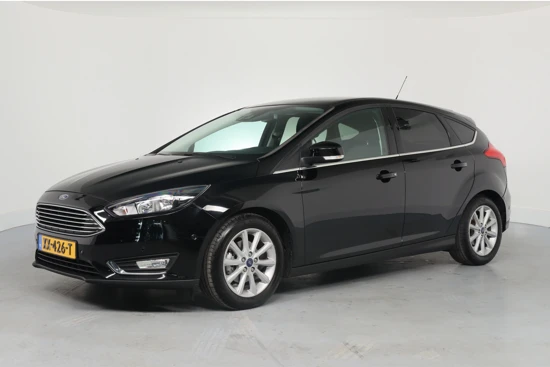 Ford Focus 1.0 Titanium | Dealer Onderhouden! | Winter Pack | Navi | Clima | Keyless | Cruise | Parkeersensoren V+A | Lichtmetalen Velgen