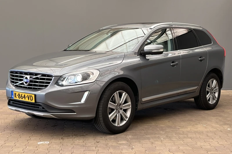 Volvo XC60 2.0 T5 AWD 245 PK Summum | Panoramadak | Leder | Dodehoekbewaking | 18'' Lichtmetalenvelgen |