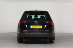 Volkswagen Tiguan 1.5 TSI Elegance | Automaat! | LED | Camera | Cruise Adaptive | Stuur/ Stoelverwarming | Clima | Navi By App | DAB+ | Parkeersen