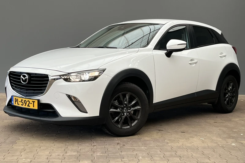 Mazda CX-3 2.0 SkyActiv-G 120 Dynamic | Trekhaak | Navigatie | Sensoren achter | Stoelverwarming |