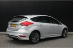 Ford Focus 1.0 125pk ST-Line | 100% DEALERHISTORIE | PARKING PACK | CLIMATE | NAVIGATIE