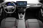 Ford Focus Wagon 1.0EB HYBRID ST-LINE X | DIRECT LEVERBAAR! | ADAPTIVE CRUISE | AGR STOEL | DODE HOEK DETECTIE | WINTERPACK | 18'' LMV |