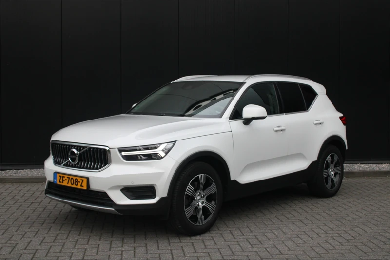 Volvo XC40 T4 190pk GT Inscription | inclusief 3 jaar gratis onderhoud en twee jaar garantie | Pilot Assist | BLIS |Elektrische stoelen | G