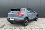 Volvo XC40 T2 R-Design | Camera | Stoelverwarming | Trekhaak | Keyless | Adaptive Cruise | BLIS | DAB