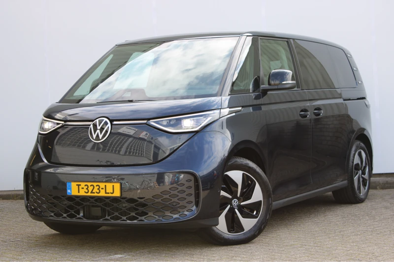 Volkswagen ID. Buzz 1st 77kWh 204PK !!! Extra Fabrieksgarantie t/m 2027 !!! Matrix LED | Stoel + Stuurverwarming | Verwarmde voorruit | Achteruitrij