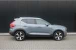 Volvo XC40 T4 Recharge Core Bright | inclusief 3 jaar gratis onderhoud en twee jaar garantie | 19 '' | AGR-stoelen | Stoel & stuurverwarmin