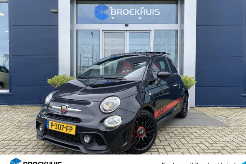 Abarth 595 1.4-16V | Airco | Schuif/kanteldak | Parkeersensoren achter | Leder | Bluetooth