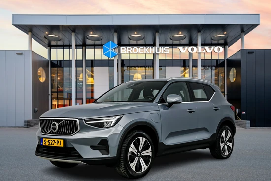 Volvo XC40 T4 Recharge Core Bright | 19" Allseason | Camera | Keyless | Stoel / stuurverwarming | Getint glas | DAB-audio