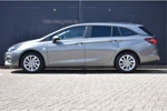 Opel Astra Sports Tourer 1.2 Turbo Business Edition+ 110pk | AGR-Comfortstoelen | Navigatie | Climate Control | Full-LED | Parkeersensoren