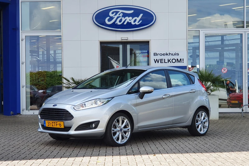 Ford Fiesta 1.0 EcoBoost Titanium | Distributieriem vervangen! | NL-Auto | 17 inch! | Climate Control | Navigatie