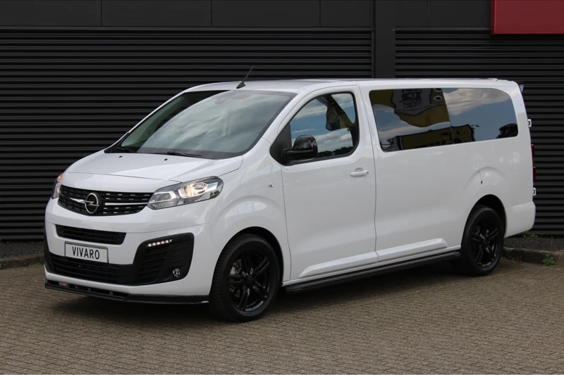 Opel Vivaro 2.0 L3 145pk Automaat | 0% FINANCIAL LEASE VOORRAADDEAL! | Broekhuis Black Edition Pakket | Afn. Trekhaak | Navigatie | Achterui