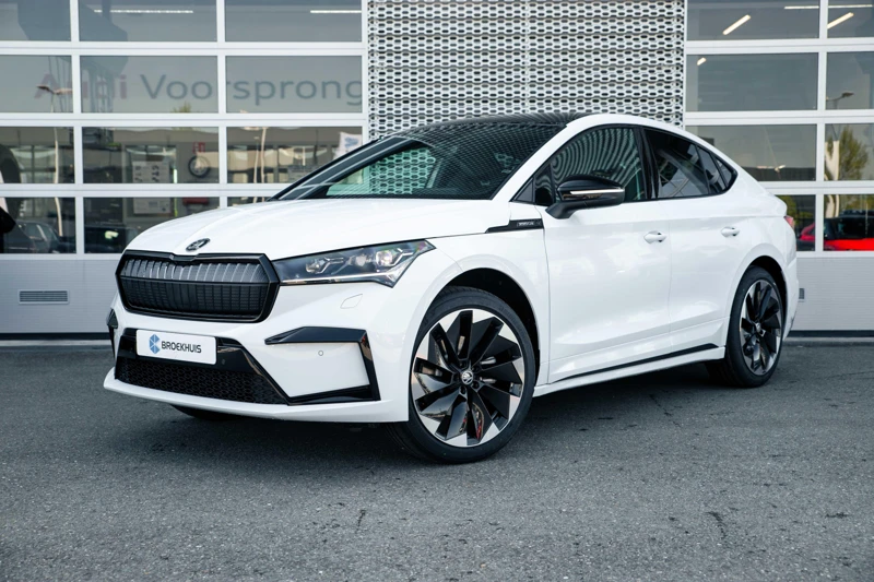 Škoda Enyaq Coupé 60 Sportline 180 PK 58kwh| Elektrische stoel met geheugenfunctie |Achteruitrijcamera | Navigatie