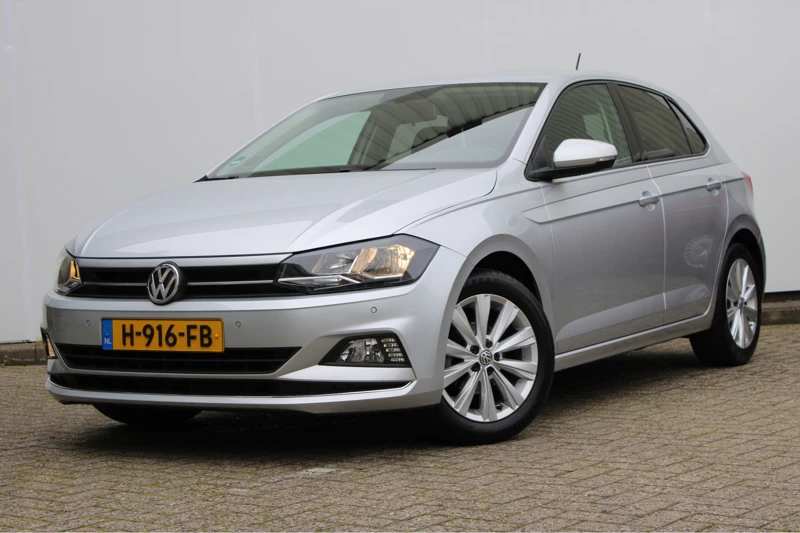 Volkswagen Polo 1.0 TSI 95PK Highline | 100% Dealeronderhouden | 1ste Eig. | Parkeersensoren v + a | Virtual Cockpit | 16'' LMV | App-Connect |