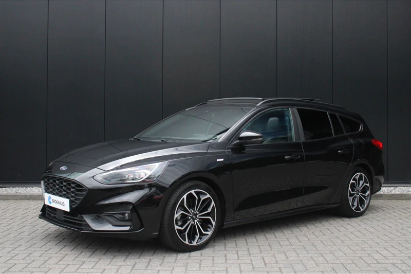 Ford Focus Wagon 1.5 182pk ST-LINE X | ADAPT. LED | PANO DAK | ADAPT. CRUISE | HALF-LEDER + ELEKTRISCHE STOEL | TREKHAAK | FULL LED VERLICH