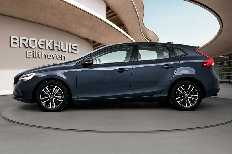 Volvo V40 T3 GEARTRONIC Momentum | Automaat | Trekhaak | Stoelgeheugen + Verwarming | Navigatie |