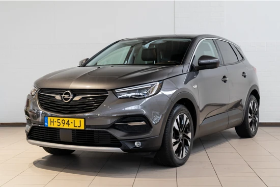 Opel Grandland X 1.2 Turbo Business Executive | Trekhaak | LED | Climate Controle | AGR Stoelen | Camera |