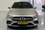 Mercedes-Benz A-Klasse A200 163PK BUSINESS SOLUTION AMG AUTOMAAT / NAVI / LEDER / CLIMA / FULL-LED / PDC / 18" LMV / CAMERA / KEYLESS / PANO. DAK / WID