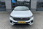 Volkswagen T-Roc 1.5 TSI 150 pk R-Line | Trekhaak afneembaar | Stoelverwarming | Navigatie |