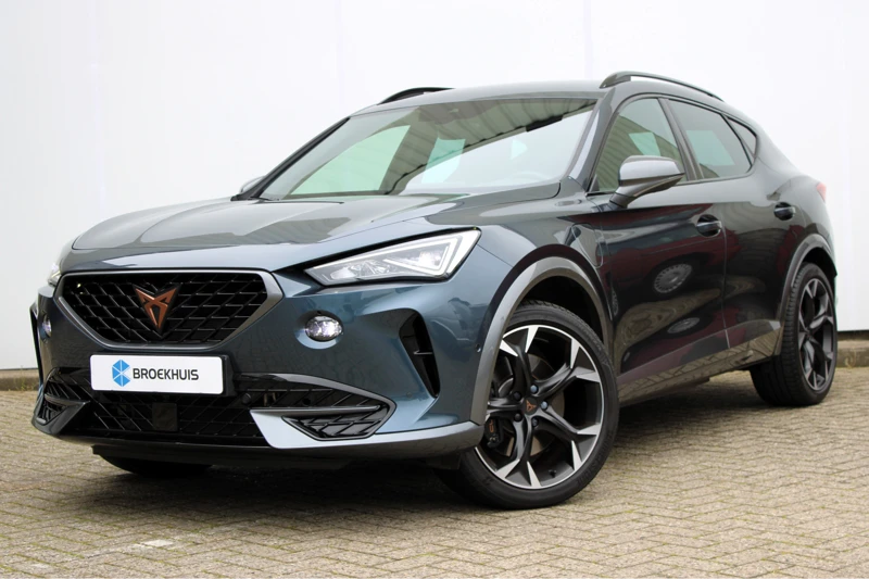 CUPRA Formentor 1.4 e-Hybrid 245PK Performance | 100% Dealeronderhouden | Sportstoelen | Donkere Dakhemel | 19'' LMV | Elektrische Achterklep |