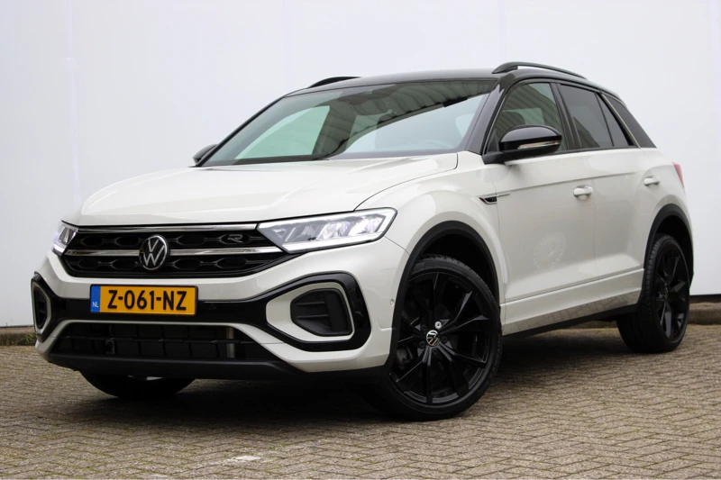 Volkswagen T-Roc 1.5 TSI 150PK DSG Aut. R-Line Business+ | Black Pakket | Trekhaak | Camera | 19'' LMV | Navi | App-Connect | ACC