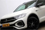 Volkswagen T-Roc 1.5 TSI 150PK DSG Aut. R-Line Business+ | Black Pakket | Trekhaak | Camera | 19'' LMV | Navi | App-Connect | ACC