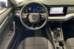 Škoda Octavia Combi 1.5 TSI First Edition | Trekhaak | Keyless | Getint glas | PDC + Camera | DAB | Carplay | Matrix LED |