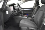 Volkswagen Golf 1.0 TSI Life 111pk | 100% dealeronderhouden | Fabrieksgarantie 2027 | Adaptief cruise control | Navigatie via app | Privacy glas