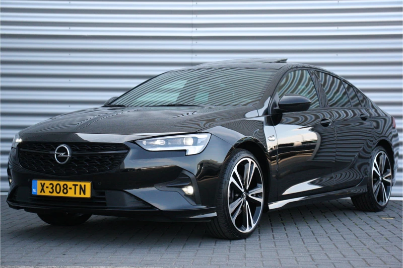 Opel Insignia GRAND SPORT 2.0 TURBO 200PK GS-LINE AUTOMAAT / NAVI / LEDER / CLIMA / LED-MATRIX / AGR / PDC / SCHUIF-KANTELDAK / 20" LMV / OPC-