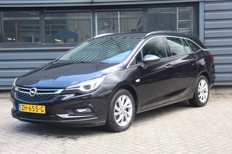 Opel Astra Sports Tourer 1.0 Turbo Innovation / Navigatiesysteem full map / Parkeersensor voor en achter / Apple Carplay/Android Auto / LED