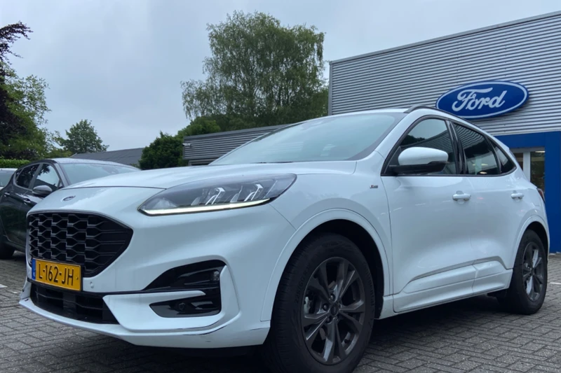 Ford Kuga 1.5EB ST-LINE | 1E EIGENAAR! | DEALER OH! | NAVI | CAMERA | CLIMA | WINTERPACK | CRUISE | PARK SENS V+A | 18' LM. VELGEN | TREKH