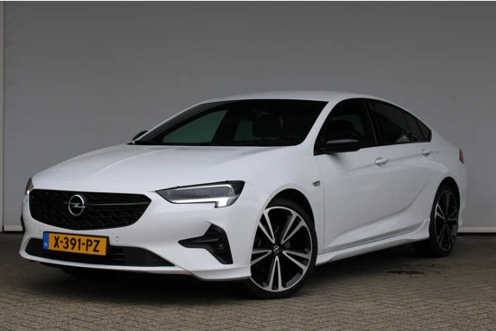 Opel Insignia GRAND SPORT 2.0 TURBO 200PK GS-LINE AUTOMAAT / NAVI / LEDER / CLIMA / LED-MATRIX / AGR / PDC / CAMERA / HUD / 20" LMV / OPC-LINE