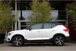 Volvo XC40 T3 163pk Automaat R-Design | 360º Camera | Schuifdak | BLIS | Harman/Kardon Audio