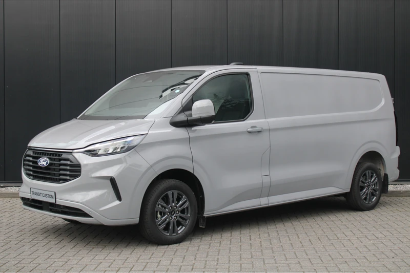 Ford Transit Custom 320 2.0 TDCI L2H1 Limited | AUTOMAAT | VOORRAAD! | CAMERA | DODE HOEK DETECTIE | ADAPT. CRUISE | STANDKACHEL | STOELVERWARMING |