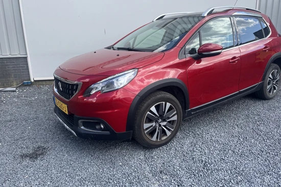 Peugeot 2008 1.2 PureTech Allure | Automaat | Navigatie | Parkeercamera | Automatische Airco | Panoramadak |