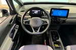 Volkswagen ID.3 First Plus 58 kWh | Matrix LED | Navi Discover Pro | Camera | Stoelverwarming | Stuurverwarming | Getint glas |