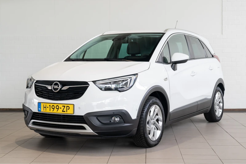 Opel Crossland X 1.2 Turbo Innovation | Automaat | Keyless Entry | AGR Stoelen | Trekhaak | Camera | Climate Controle |