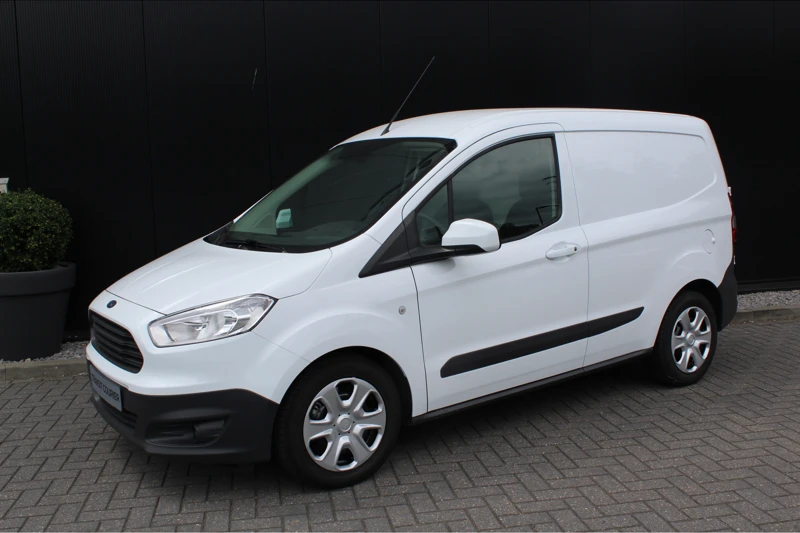 Ford Transit Courier 1.5 TDCI Trend | VOORRAAD | DIRECT RIJDEN | AIRCO |