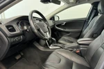 Volvo V40 Cross Country T3 Polar+ Luxury | IntelliSafe Pro Line | Panoramadak | Getint glas | Keyless | Premium Sound | DAB |